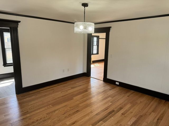 129 Turnpike St, Easton, MA 02375