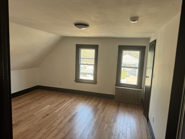 129 Turnpike St, Easton, MA 02375