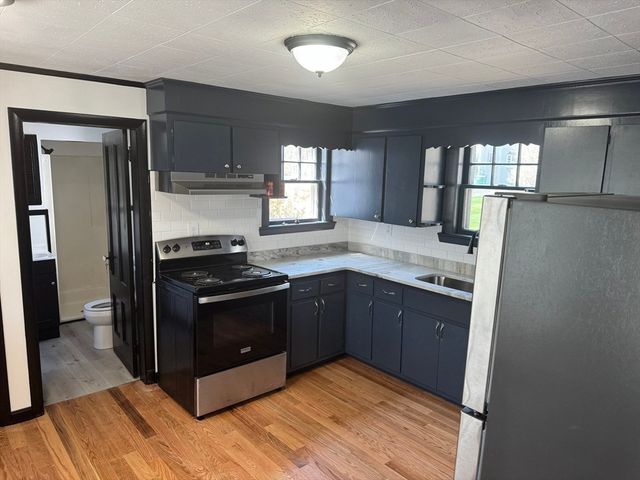 129 Turnpike St, Easton, MA 02375