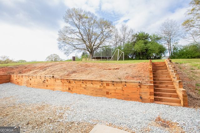 223 Middle Fork Lane, Carnesville, GA 30521