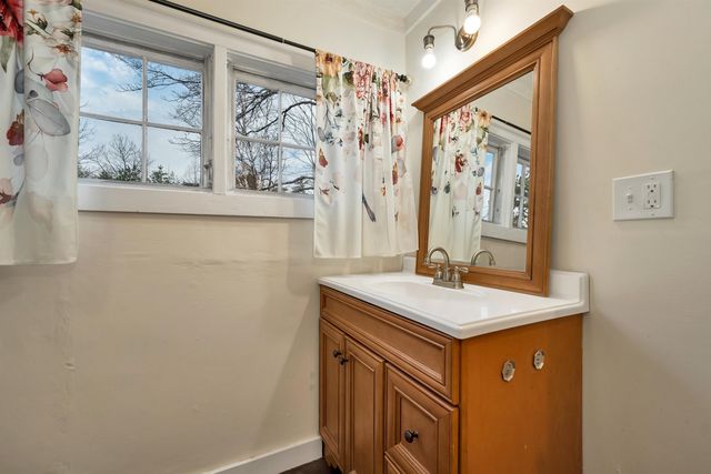 839 Route 16, Ossipee, NH 03864