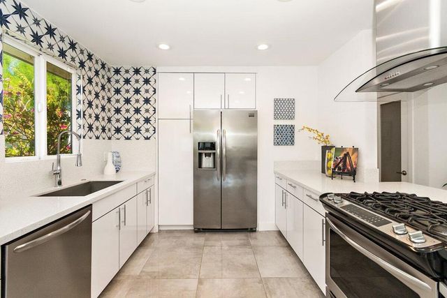 3005 N Chuperosa Road, Palm Springs, CA 92262