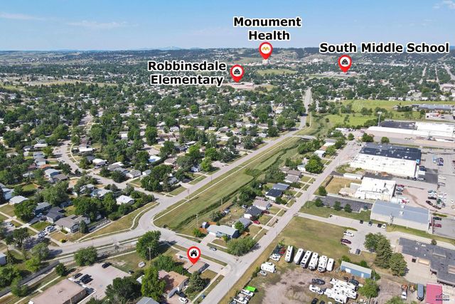 1111 E ST FRANCIS, Rapid City, SD 57701