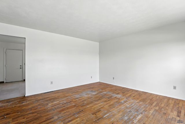 1111 E ST FRANCIS, Rapid City, SD 57701
