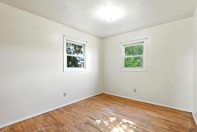 1111 E ST FRANCIS, Rapid City, SD 57701