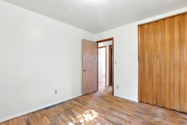 1111 E ST FRANCIS, Rapid City, SD 57701