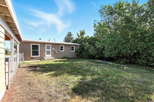 1111 E ST FRANCIS, Rapid City, SD 57701