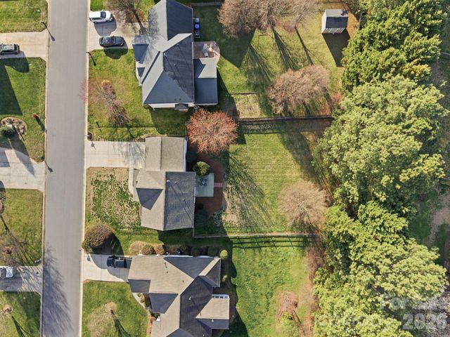 140 Samdusky Lane, Mooresville, NC 28117