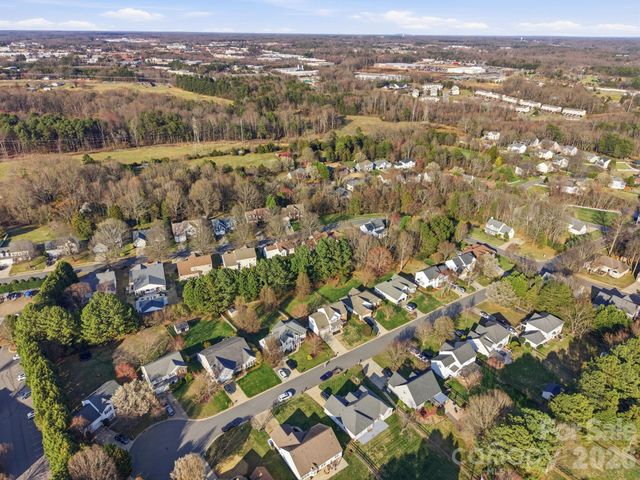 140 Samdusky Lane, Mooresville, NC 28117