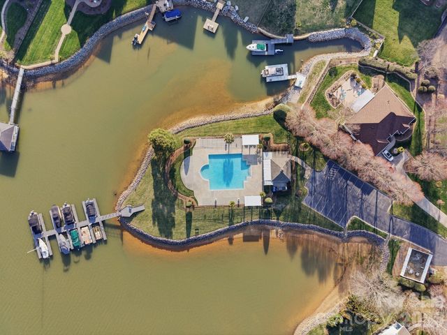 140 Samdusky Lane, Mooresville, NC 28117