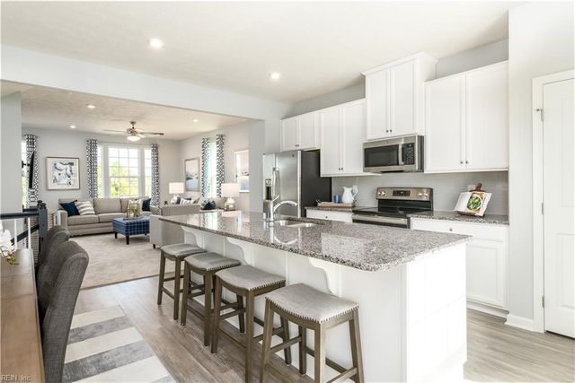 223 Reids Place DR, Suffolk, VA 23434