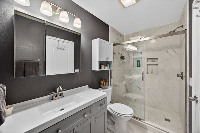 9680 Slippery Elm Ln, Soddy Daisy, TN 37379