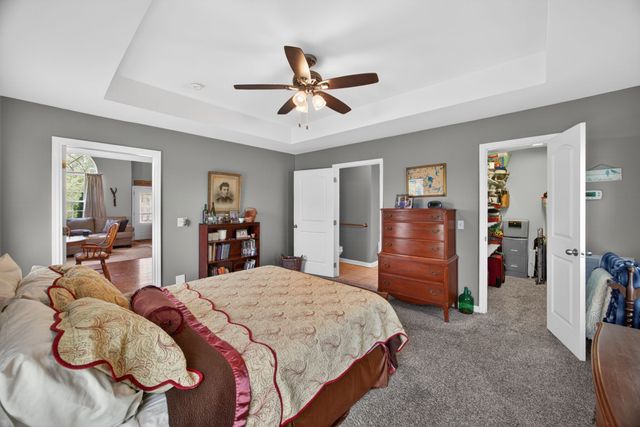 9680 Slippery Elm Ln, Soddy Daisy, TN 37379