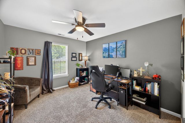 9680 Slippery Elm Ln, Soddy Daisy, TN 37379