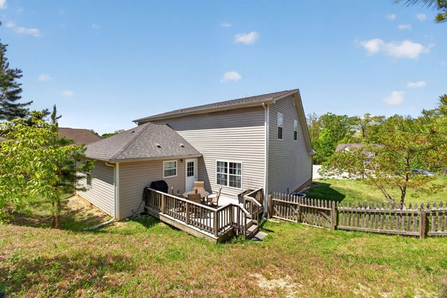 9680 Slippery Elm Ln, Soddy Daisy, TN 37379