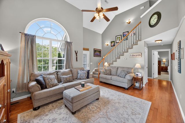 9680 Slippery Elm Ln, Soddy Daisy, TN 37379