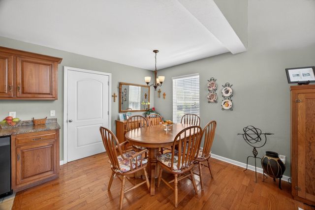 9680 Slippery Elm Ln, Soddy Daisy, TN 37379