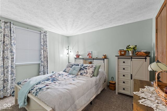 3727 Oil Creek Drive, Indianapolis, IN 46268