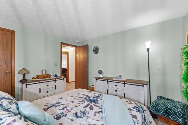 3727 Oil Creek Drive, Indianapolis, IN 46268