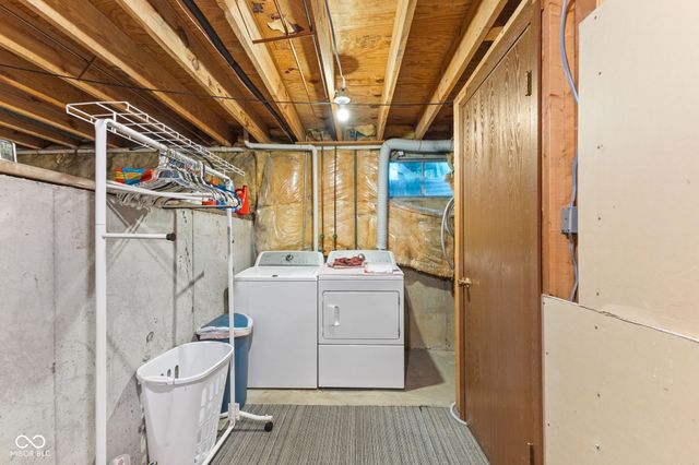 3727 Oil Creek Drive, Indianapolis, IN 46268