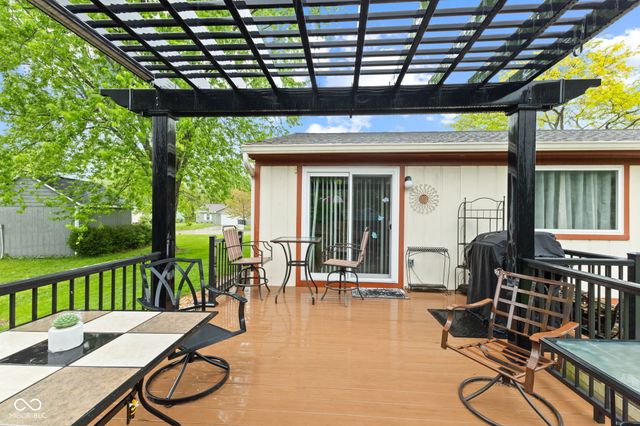 3727 Oil Creek Drive, Indianapolis, IN 46268