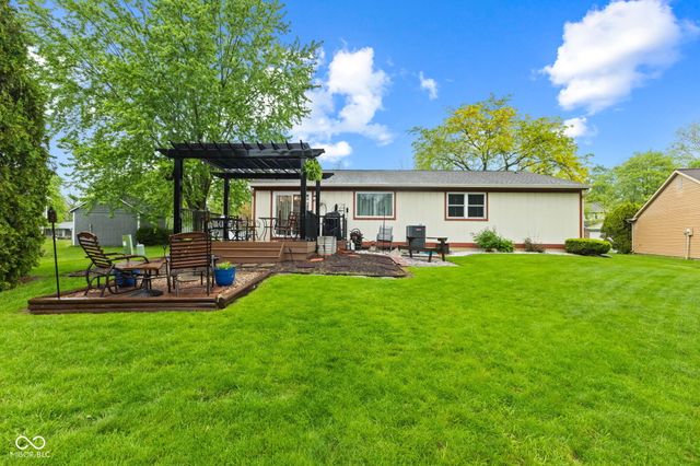 3727 Oil Creek Drive, Indianapolis, IN 46268