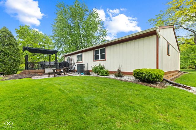 3727 Oil Creek Drive, Indianapolis, IN 46268