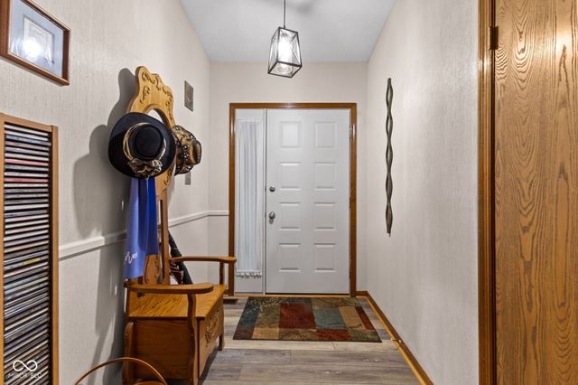 3727 Oil Creek Drive, Indianapolis, IN 46268