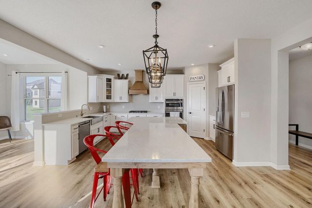126 Maple Terrace, Waconia, MN 55387