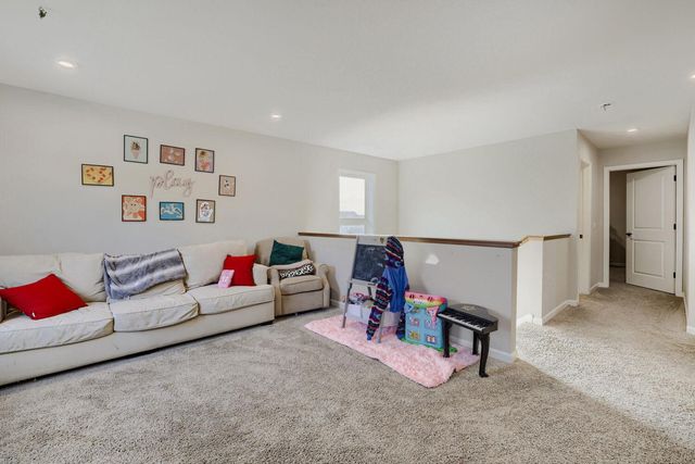 126 Maple Terrace, Waconia, MN 55387