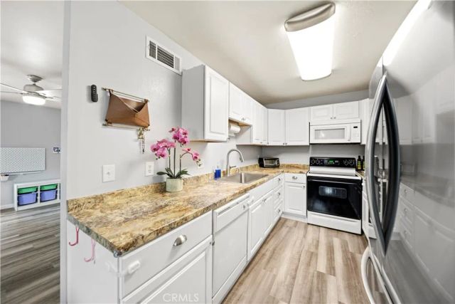 3431 Highwood Court 136, Simi Valley, CA 93063