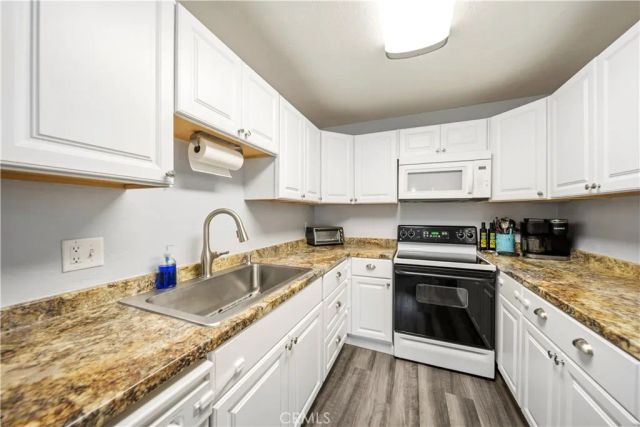3431 Highwood Court 136, Simi Valley, CA 93063