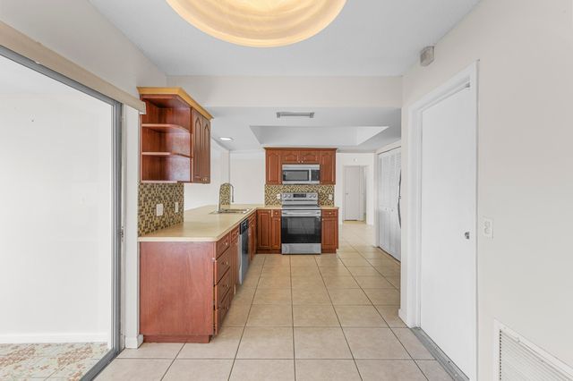 9171 NW 26th Place, Sunrise, FL 33322
