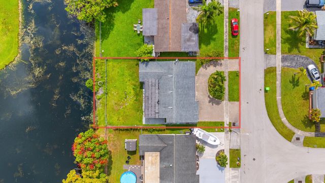 9171 NW 26th Place, Sunrise, FL 33322