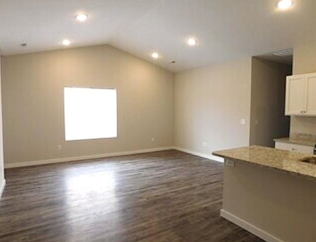 1725-1727 E 69th Ct. N, Park City, KS 67219