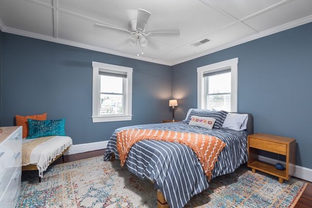 3 Lincoln Street, Hull, MA 02045