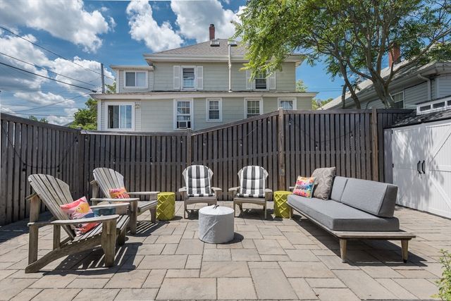 3 Lincoln Street, Hull, MA 02045