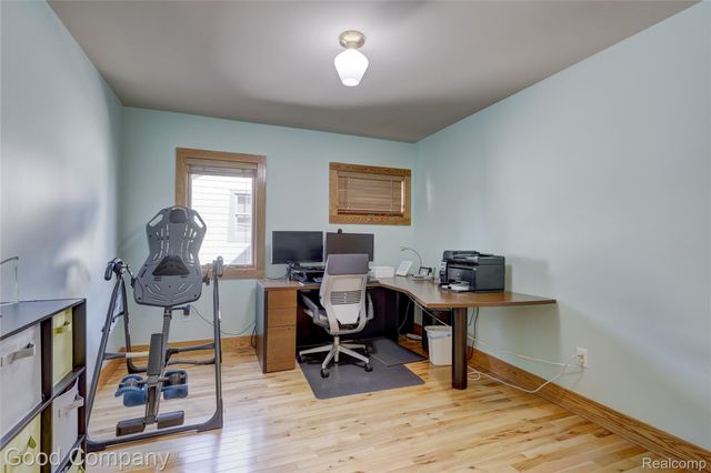 419 E 5th Street, Royal Oak, MI 48067