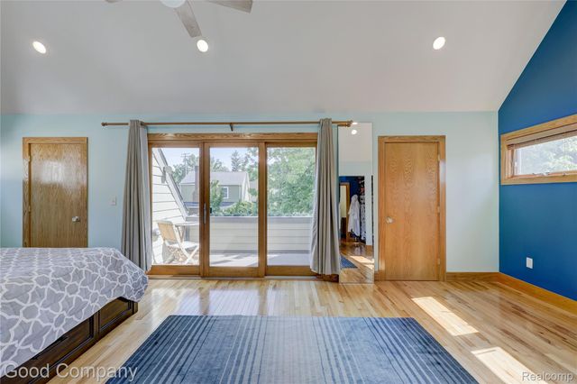 419 E 5th Street, Royal Oak, MI 48067
