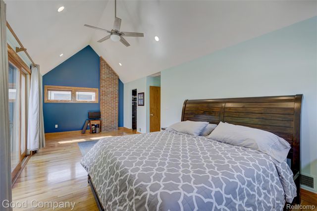419 E 5th Street, Royal Oak, MI 48067