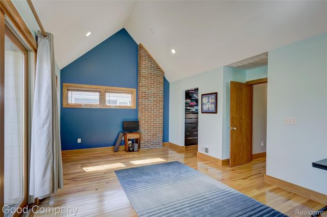 419 E 5th Street, Royal Oak, MI 48067