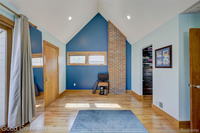 419 E 5th Street, Royal Oak, MI 48067