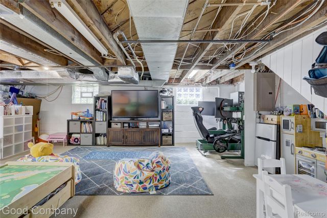 419 E 5th Street, Royal Oak, MI 48067