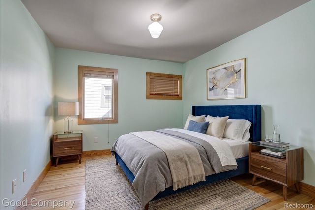 419 E 5th Street, Royal Oak, MI 48067