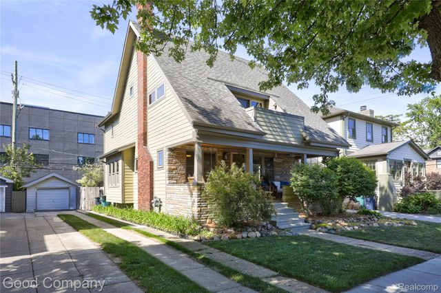 419 E 5th Street, Royal Oak, MI 48067