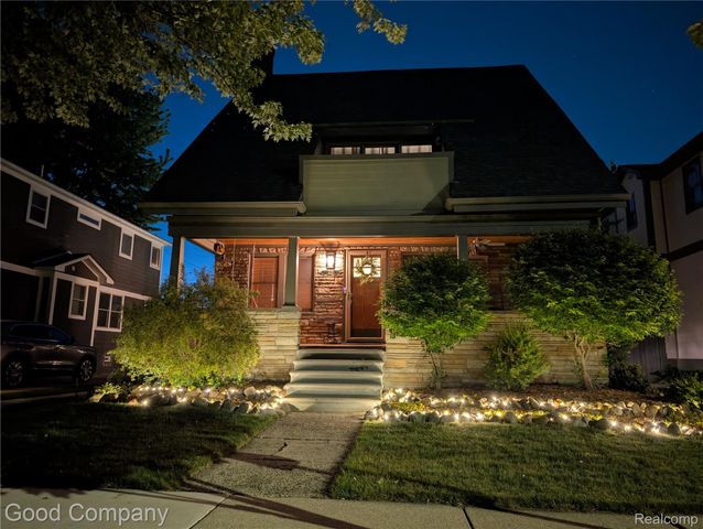 419 E 5th Street, Royal Oak, MI 48067