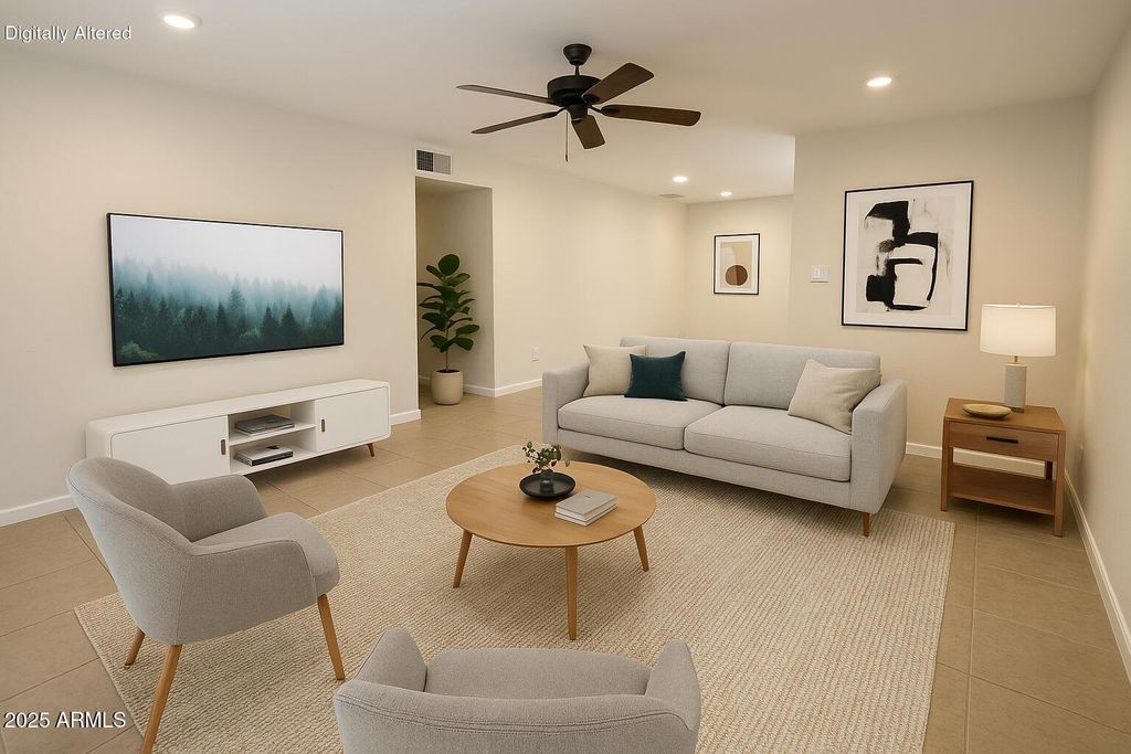 2111 N BULLMOOSE Drive, Chandler, AZ 85224