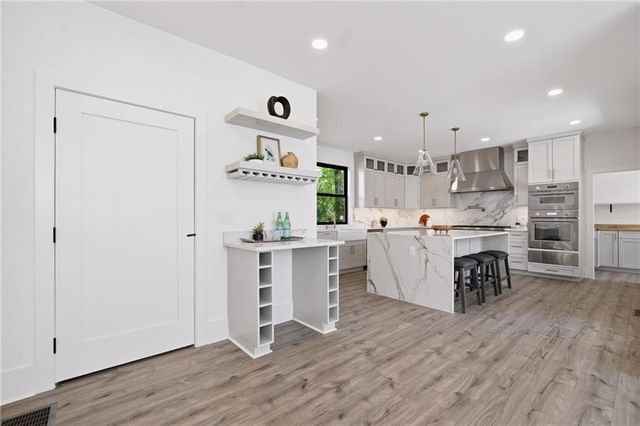 419 Westside Drive, Roswell, GA 30075