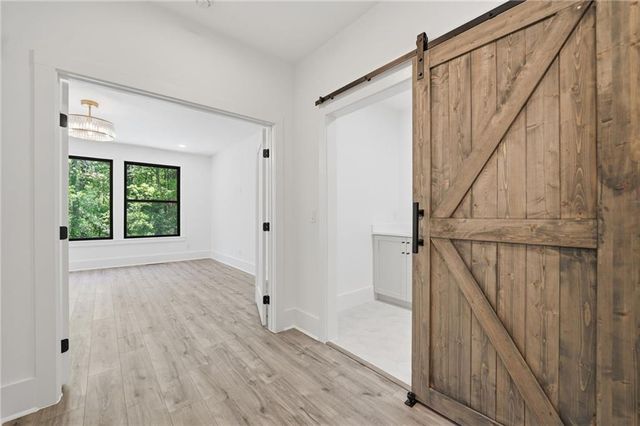 419 Westside Drive, Roswell, GA 30075