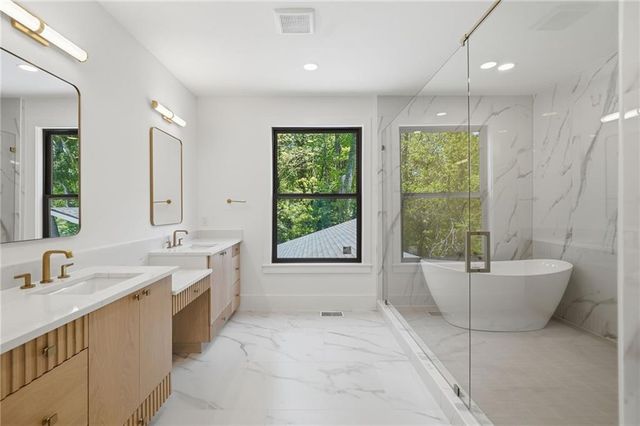 419 Westside Drive, Roswell, GA 30075